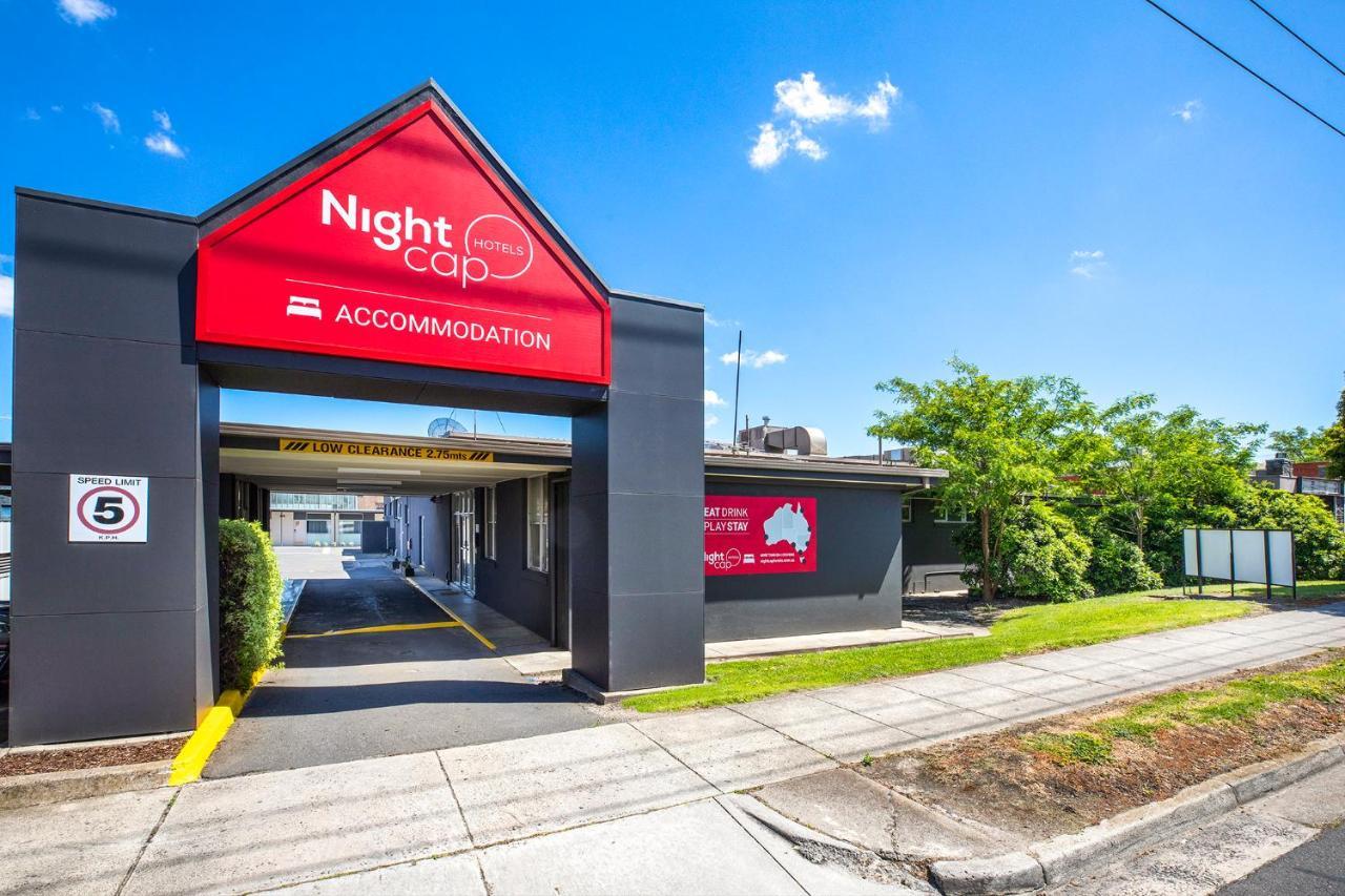 Nightcap At Sandbelt Hotel Moorabbin Bagian luar foto