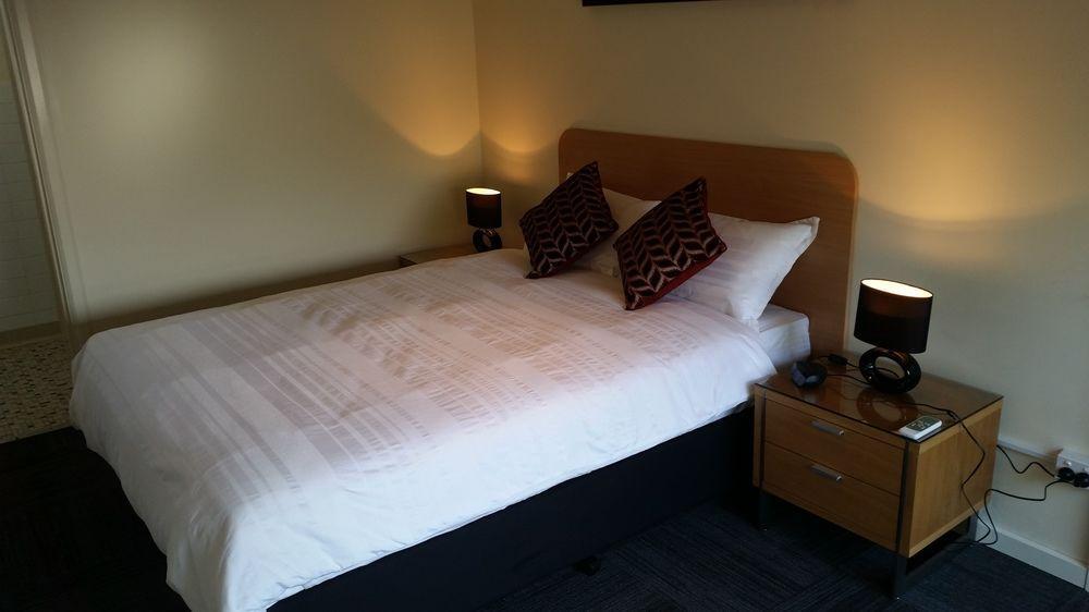 Nightcap At Sandbelt Hotel Moorabbin Bagian luar foto